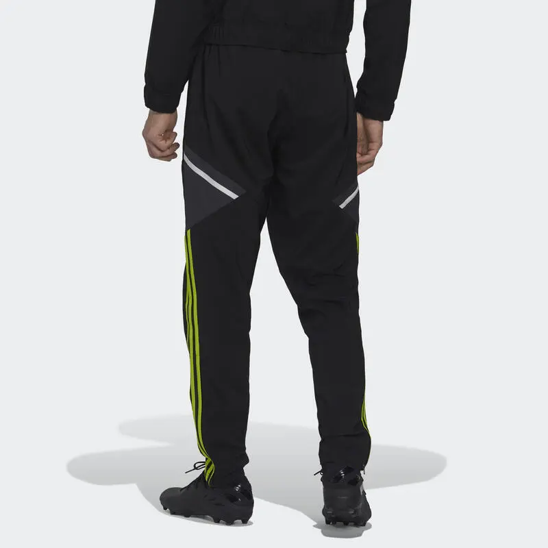 ADIDAS Pantalón Presentación Manchester United Condivo 22 - Imagen 4