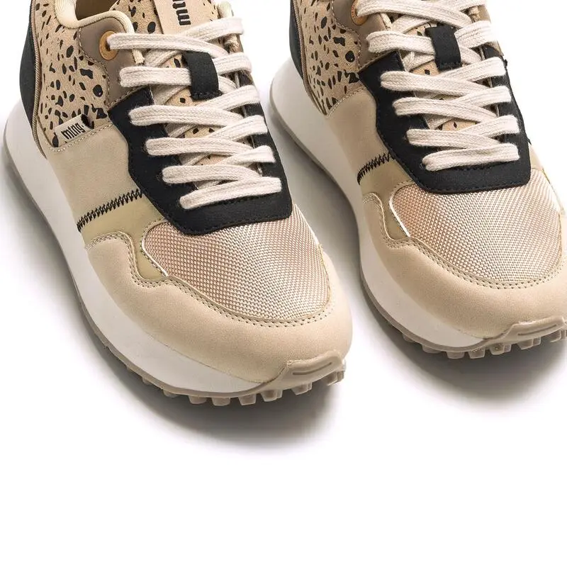 Zapatillas De Caminar Para Mujer Mtng Selva En Color Beige - Imagen 3
